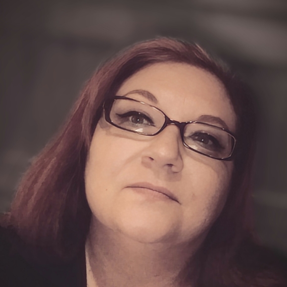 Meet your Posher, Jana - Picture 3 of 4